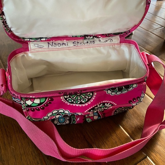 Vera Bradley lunchbox - Picture 3 of 4